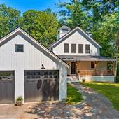 Rollinsford Modern Farmhouse